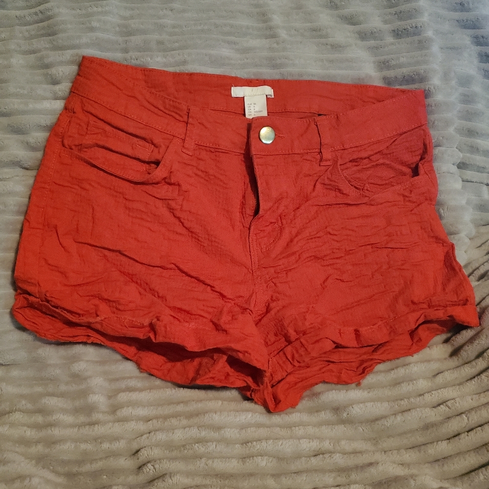 H&M Crinkle Shorts - (Red)